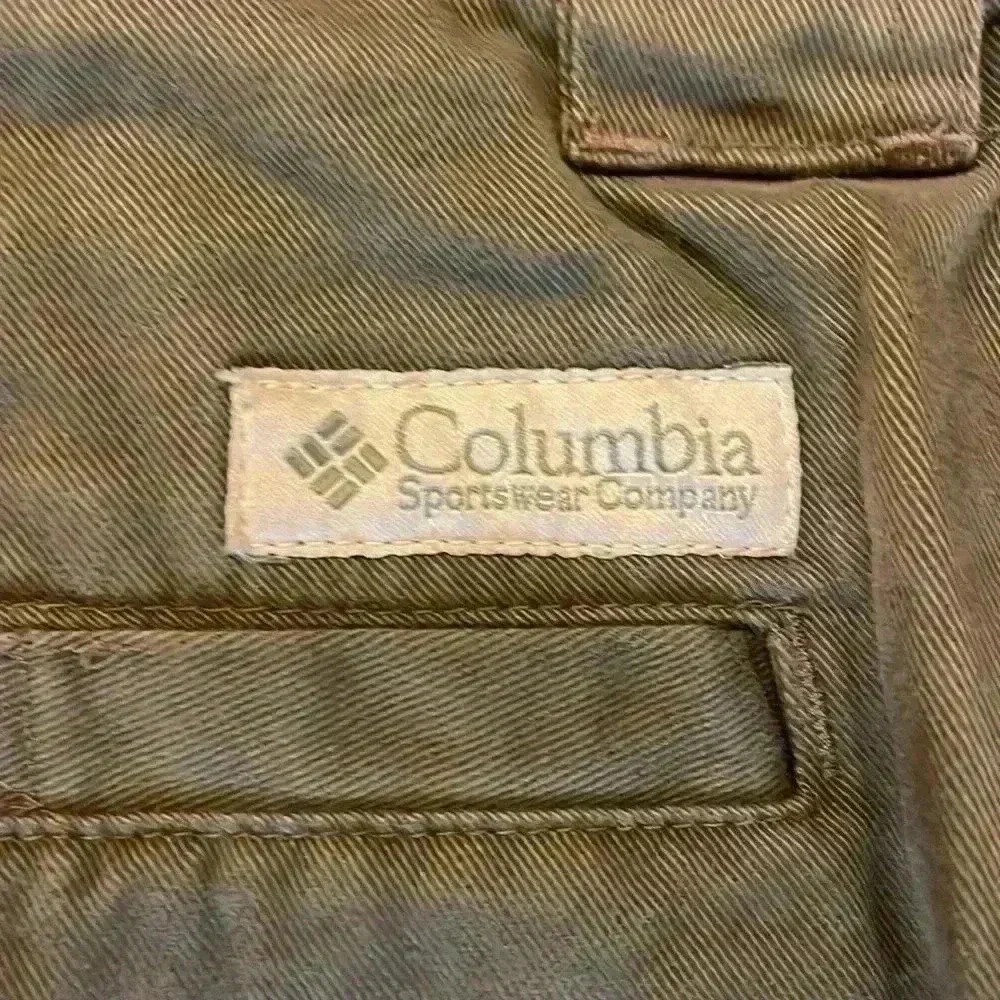 Columbia NWT Men’s 42 Inseam 9” Brooksville Twill Cargo Shorts